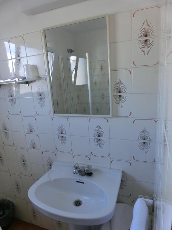 Hotel Catala *