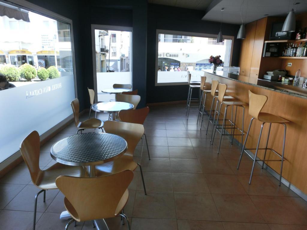 Hotel Catala *